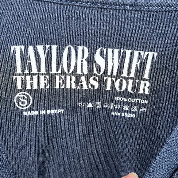 Taylor Swift The Eras Tour Navy Blue Long Sleeve T-Shirt Size Small - Picture 3 of 8